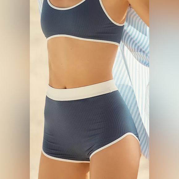 Anthropologie Pants - Anthropologie Ribbed Seamleas Boyshorts